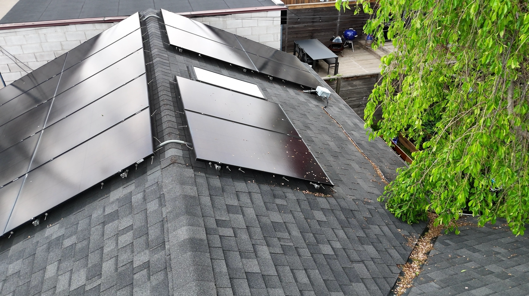 Timothy's solar installation - View 2