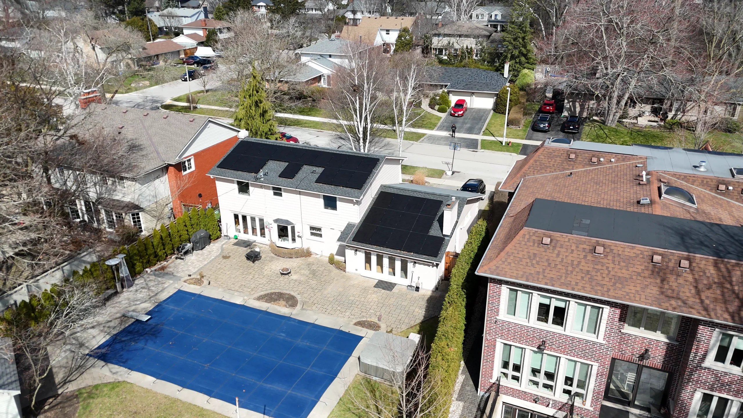 Solar panels with net metering connection